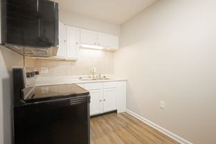 733 E Wilbeth - Photo 1 of 1