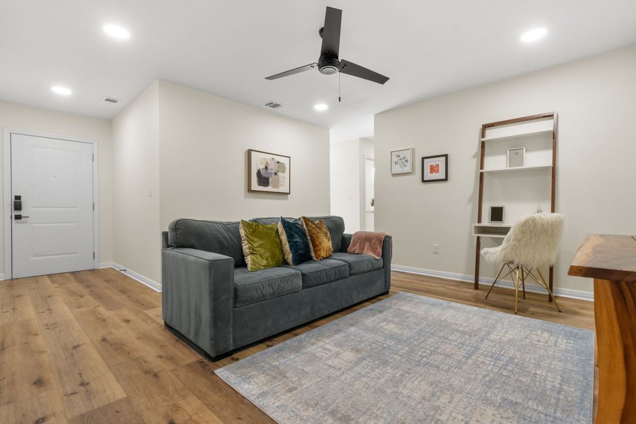 313 Mill St #101 - Photo 7 of 25