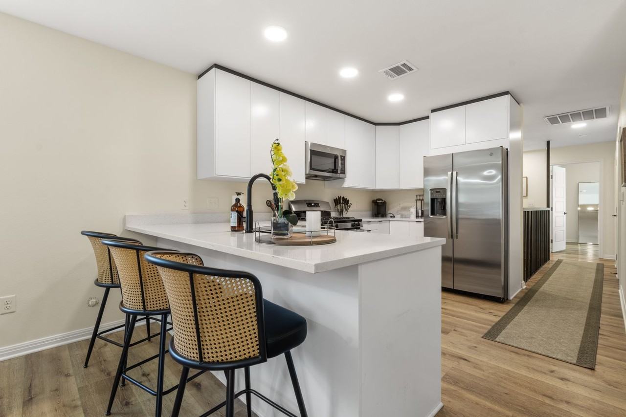 313 Mill St #101 - Photo 6 of 25