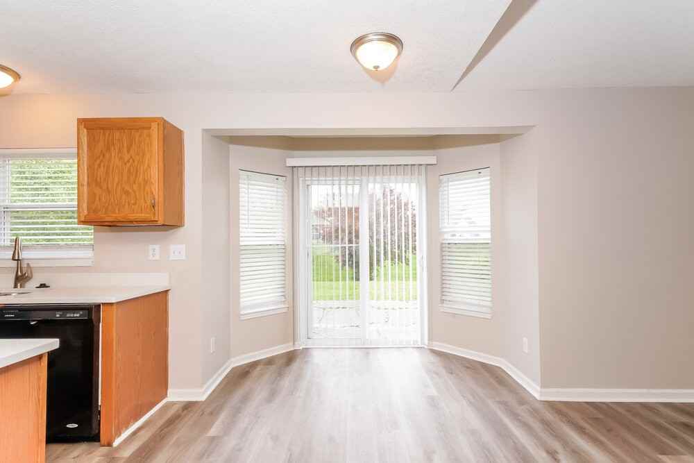 4294 Blue Spruce Ct - Photo 6 of 17