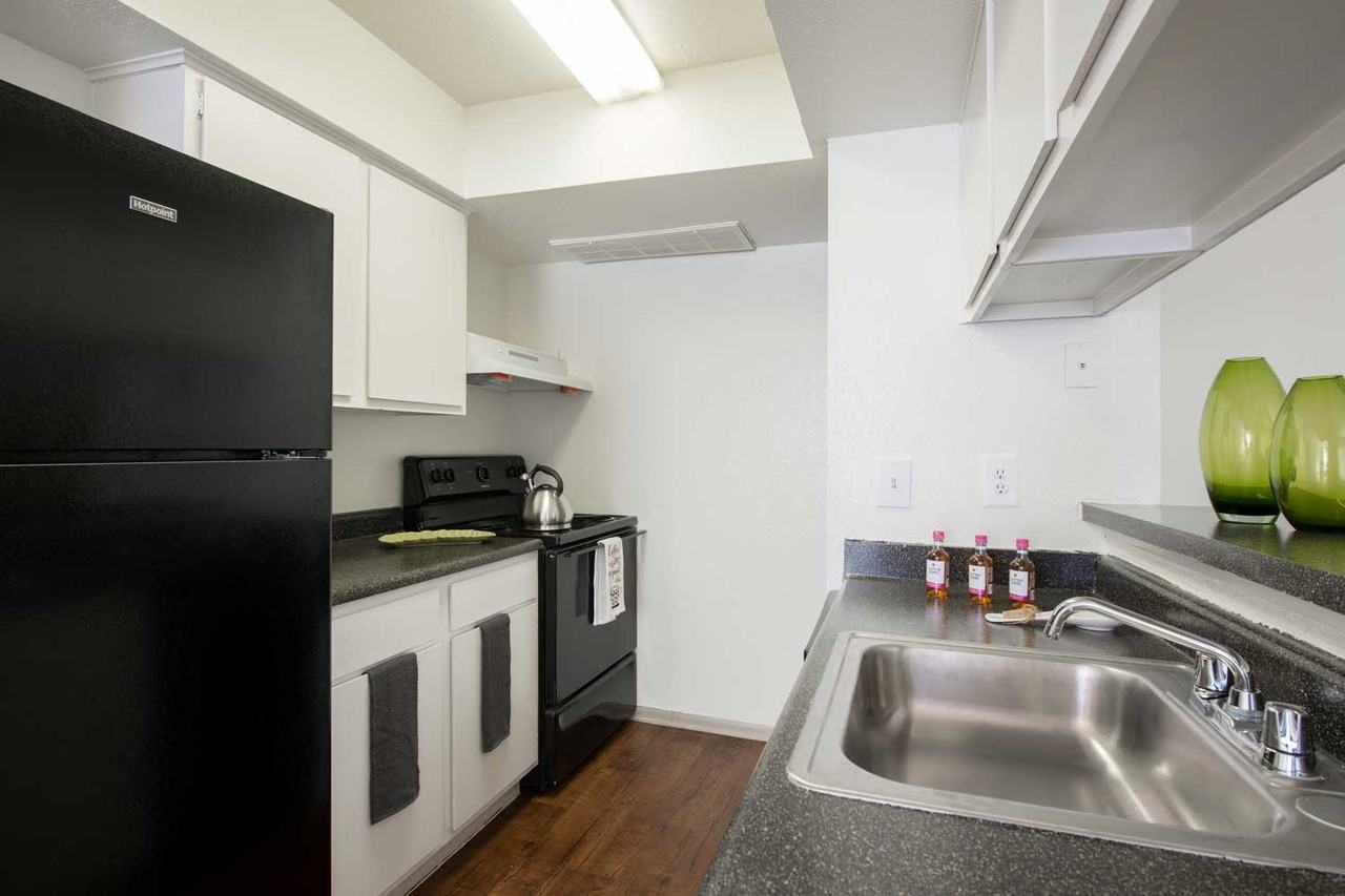 The Landing at Westchase - Photo 2 of 17