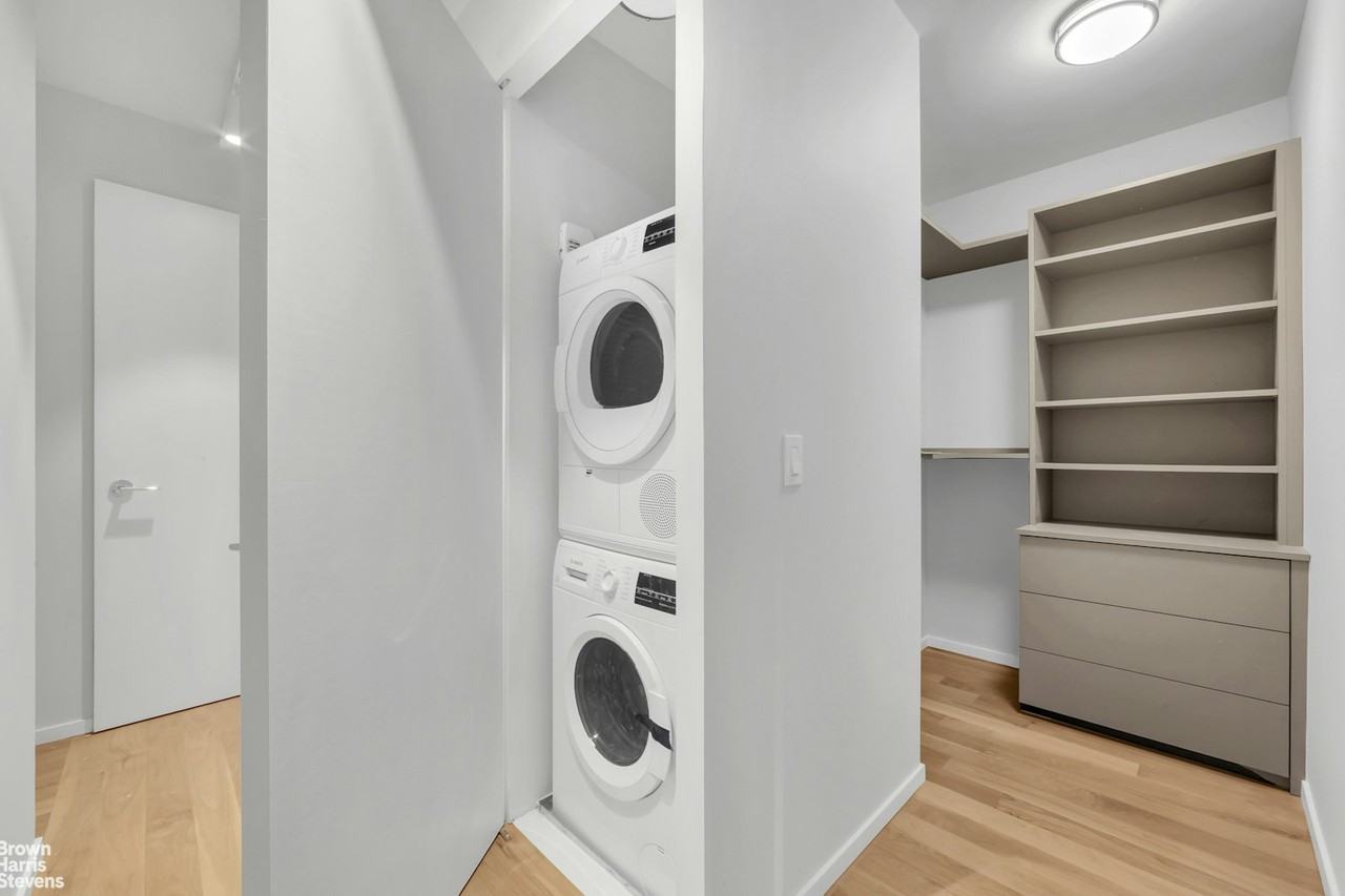 200 Central Park S #6P - Photo 5 of 9