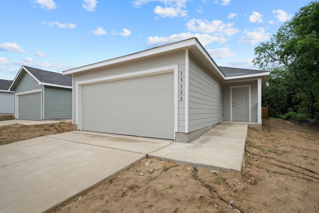 13522 Verplank Bend - Photo 5 of 28