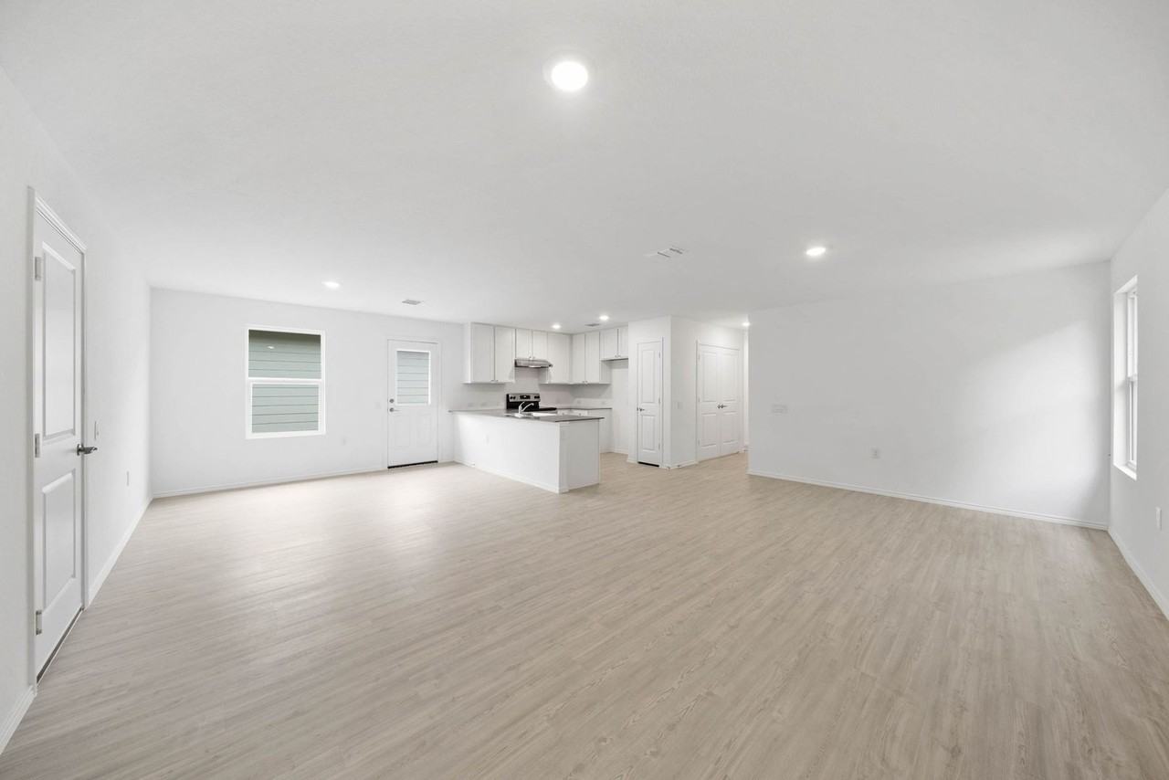 13522 Verplank Bend - Photo 6 of 28