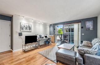 1336 N Logan St #304 - Photo 1 of 1