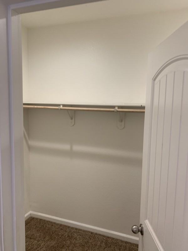 741 Suzanne Dr - Photo 4 of 16