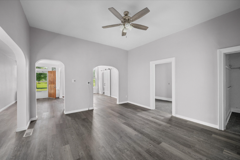 416 Colburn St #1 - Photo 5 of 11