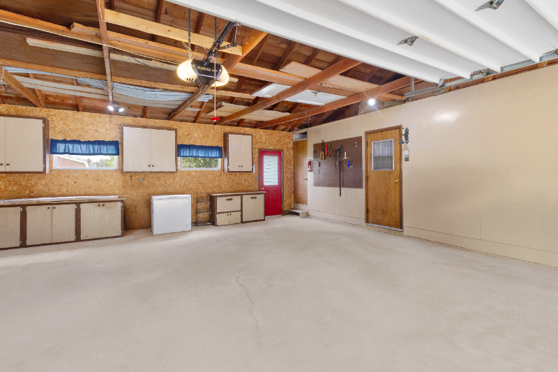 1614 Dawn St - Photo 2 of 19