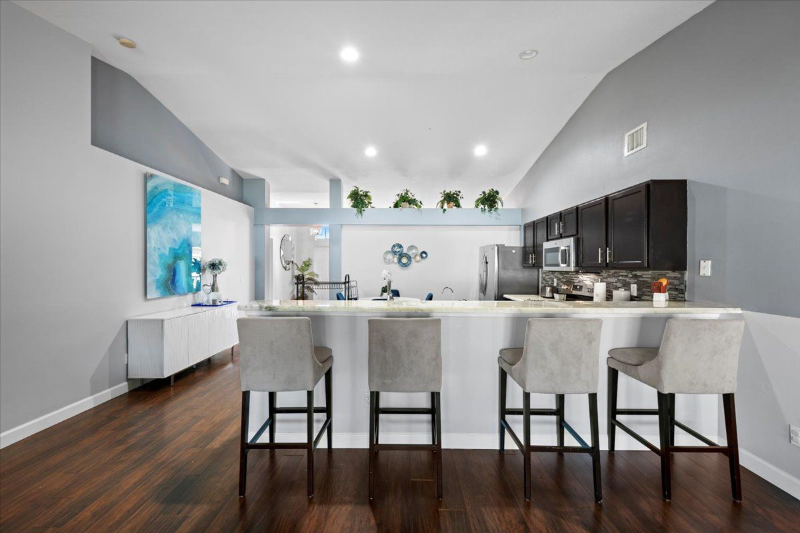 7975 103rd Ct - Photo 6 of 20