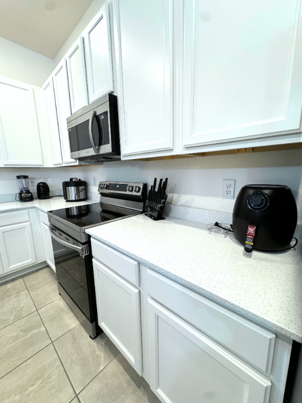 4453 Marcello Blvd - Photo 7 of 11