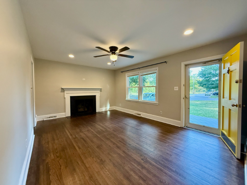 1221 Barkley Rd - Photo 3 of 20