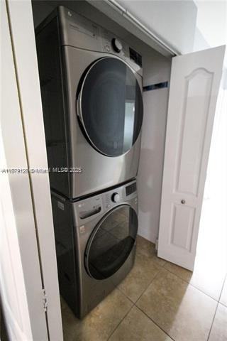 10953 West Okeechobee Road - Photo 2 of 13