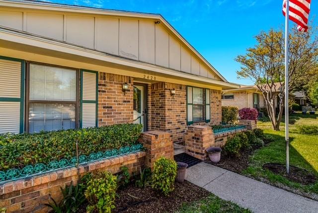 2420 Pinehurst Lane - Photo 2 of 14