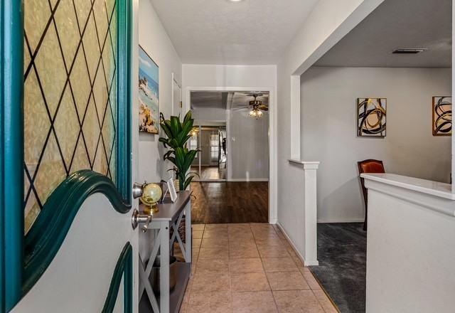 2420 Pinehurst Lane - Photo 3 of 14