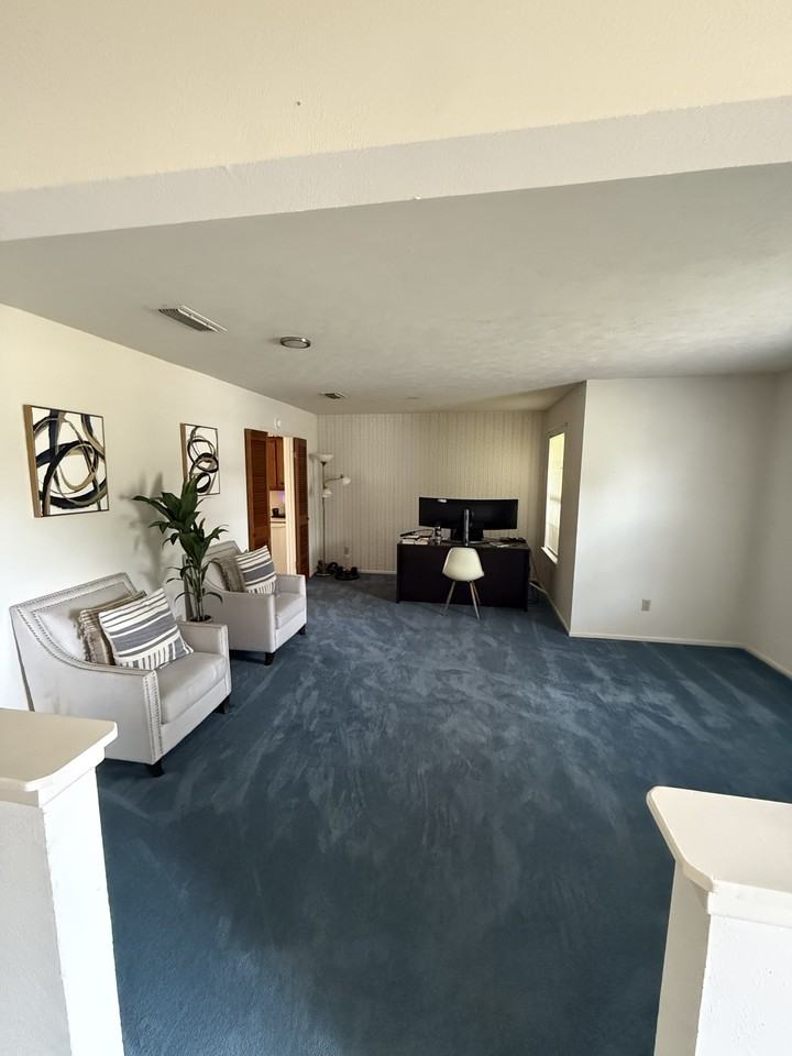 2420 Pinehurst Lane - Photo 4 of 14