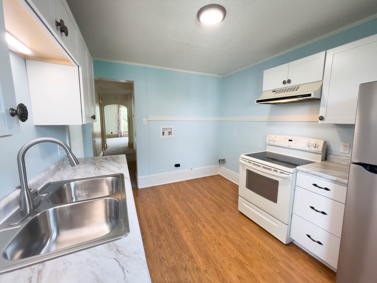 835 Columbia Ave #2 - Photo 3 of 17