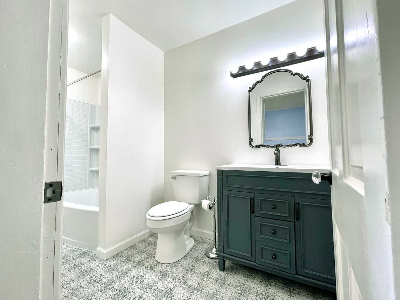 835 Columbia Ave #2 - Photo 4 of 17