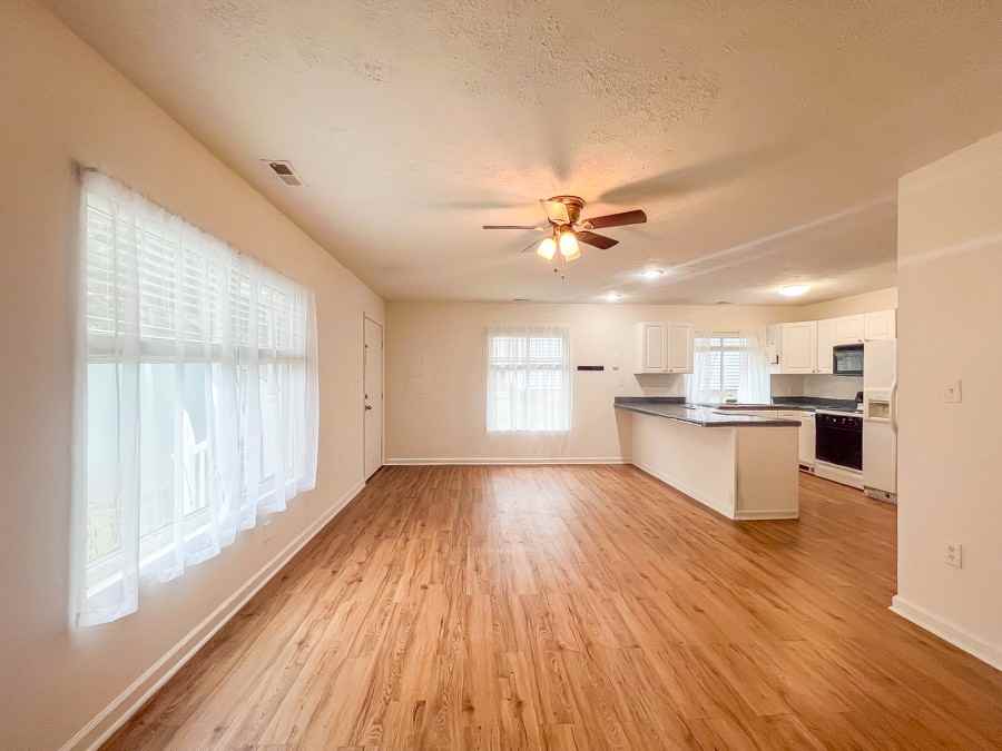 34 Fox Hill Dr #34 - Photo 3 of 14