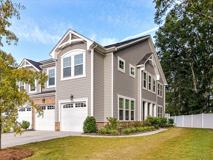 5661 De Vere Dr - Photo 1 of 1