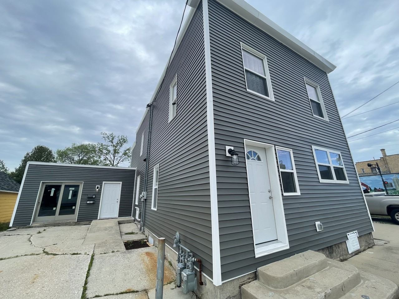 1804 14th St #A - Photo 2 of 12