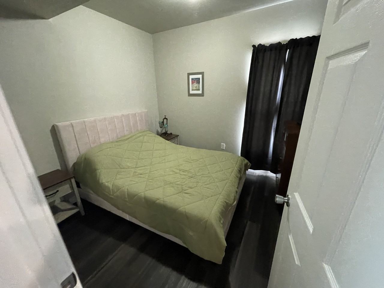 1804 14th St #A - Photo 4 of 12