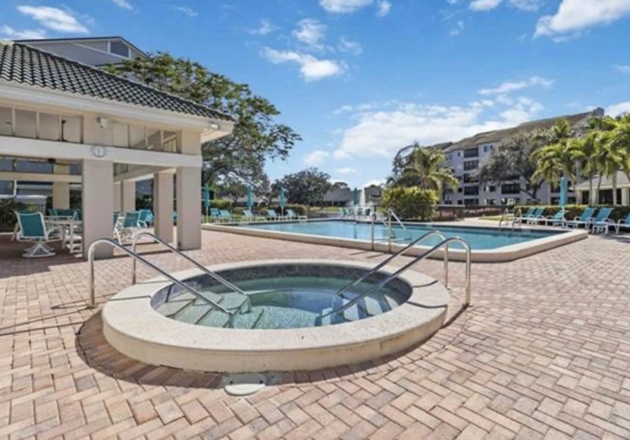 1001 Arbor Lake Dr #0000 - Photo 7 of 50