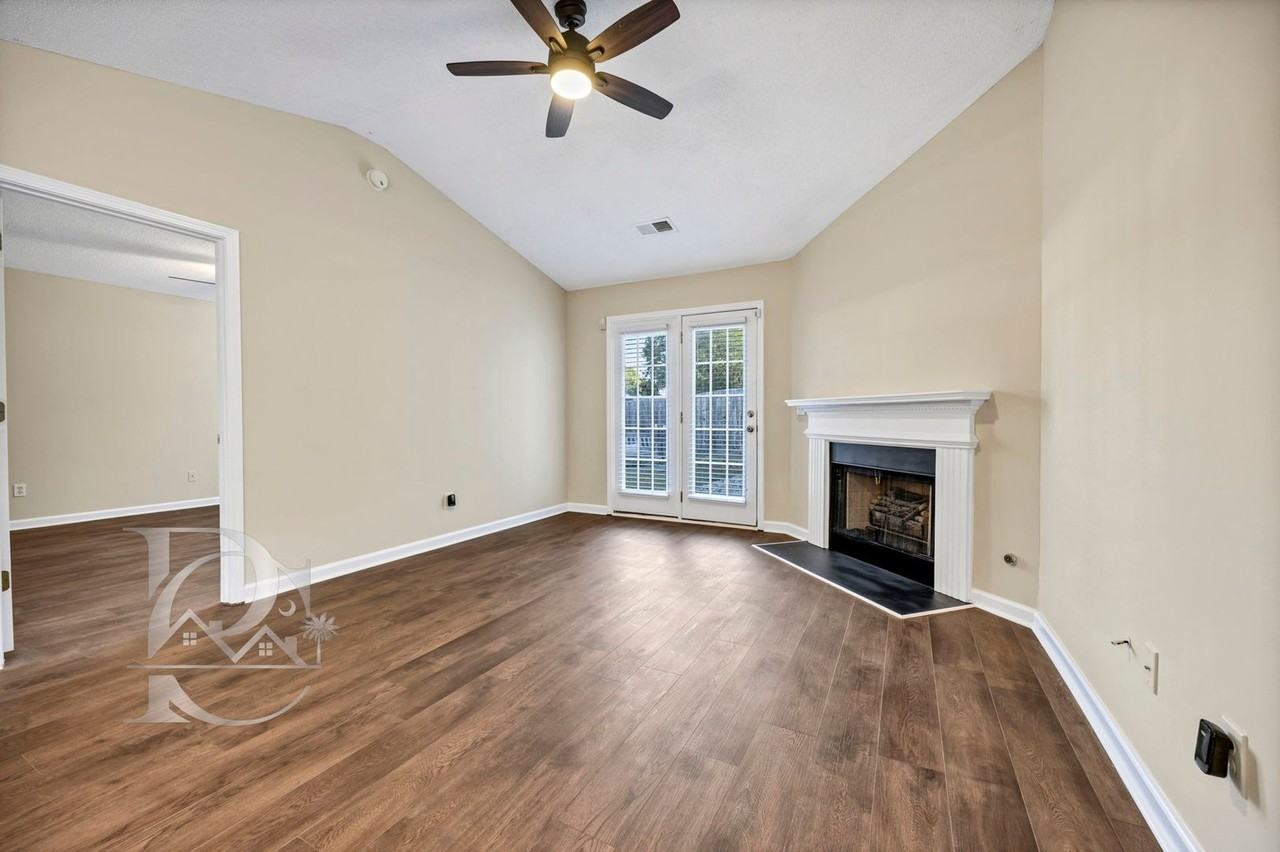 41 Providence Manor Ct - Photo 7 of 32