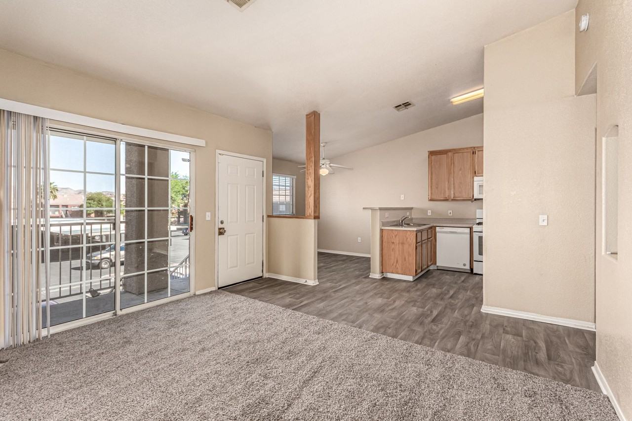 4730 E Craig Rd #27 - Photo 7 of 33