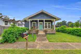 1206 Chamberlain Ave - Photo 1 of 1