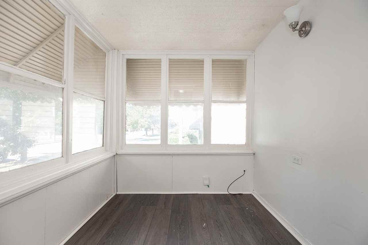 1555 East 193rd Street - Photo 4 of 21