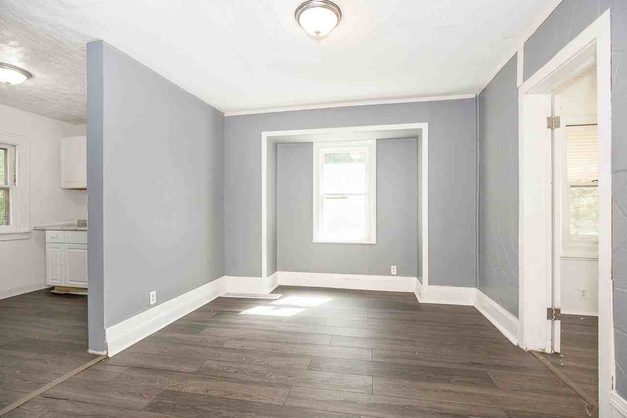 1555 East 193rd Street - Photo 6 of 21