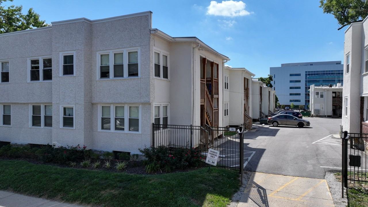 Muehlebach Apartments - Photo 5 of 9