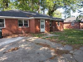 featured image of 1346 Strand St