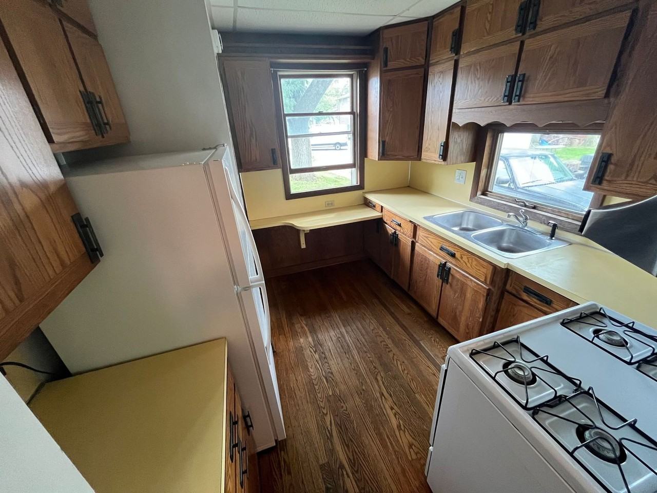 510 Hayes St - Photo 6 of 10