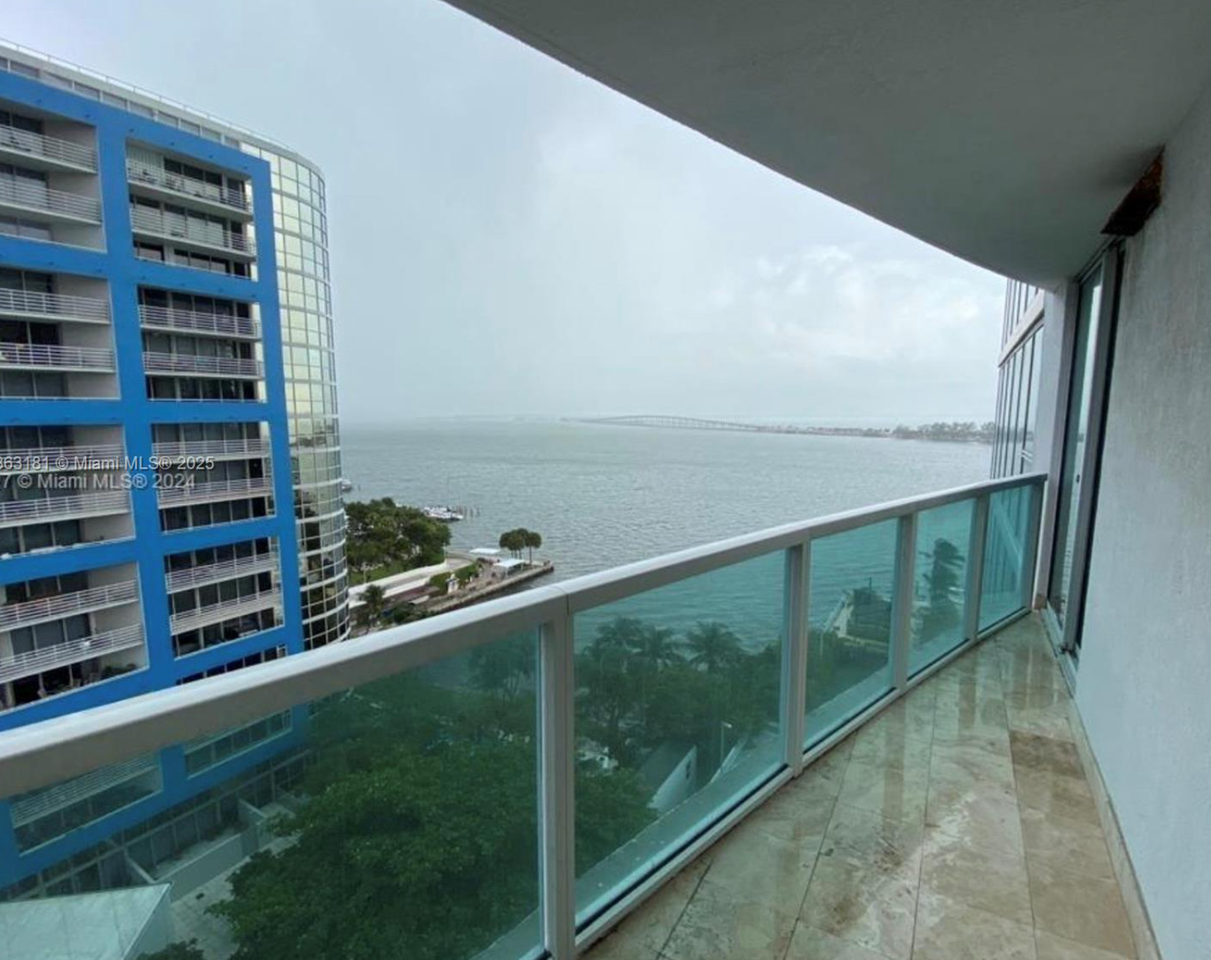2101 2101 Brickell Ave  - Guido LLC - Photo 2 of 7
