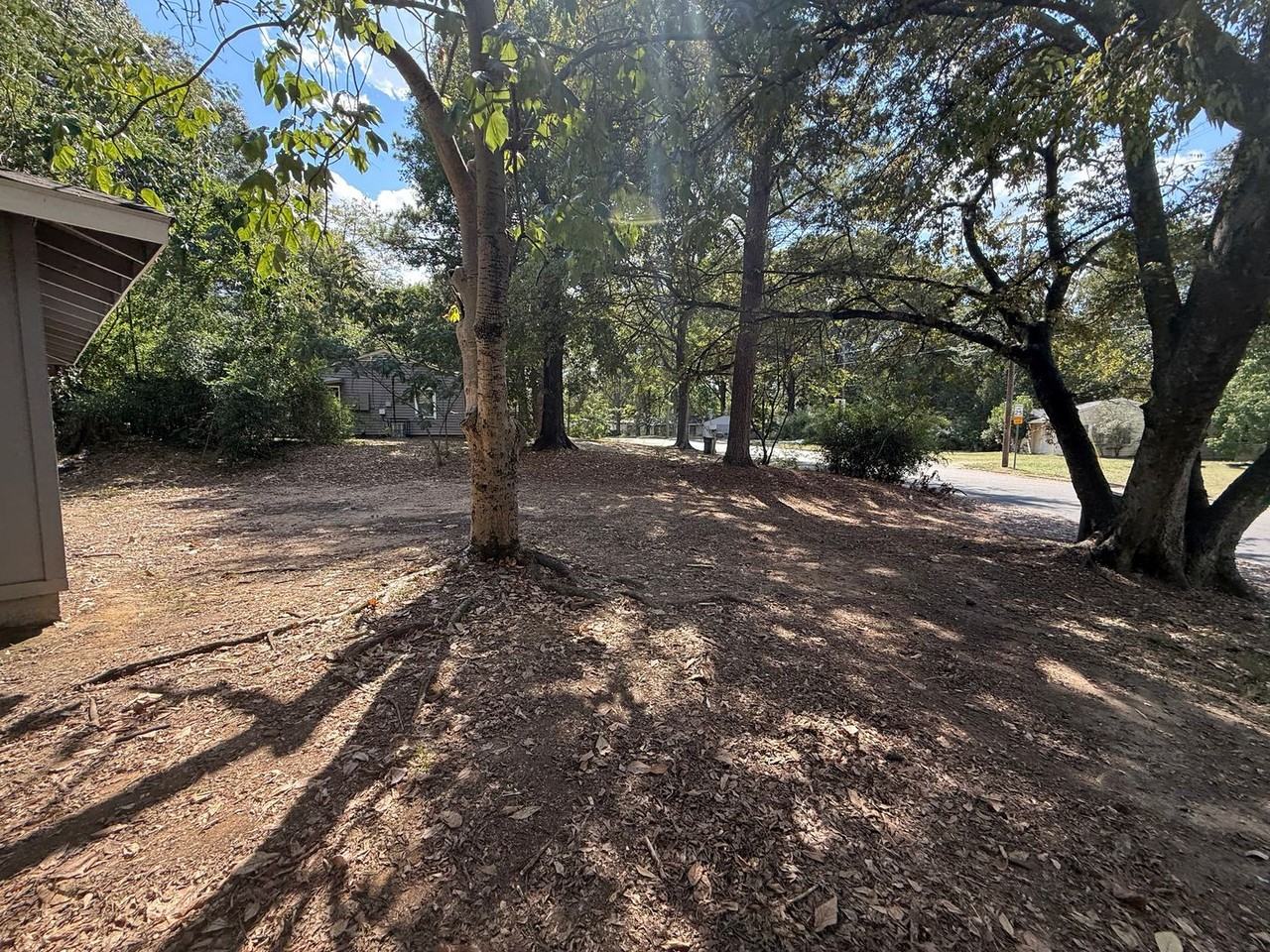 3468 Dundale Rd - Photo 3 of 13