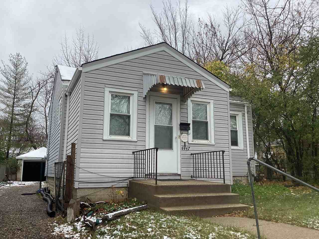 4447 N 37th St - Photo 2 of 12