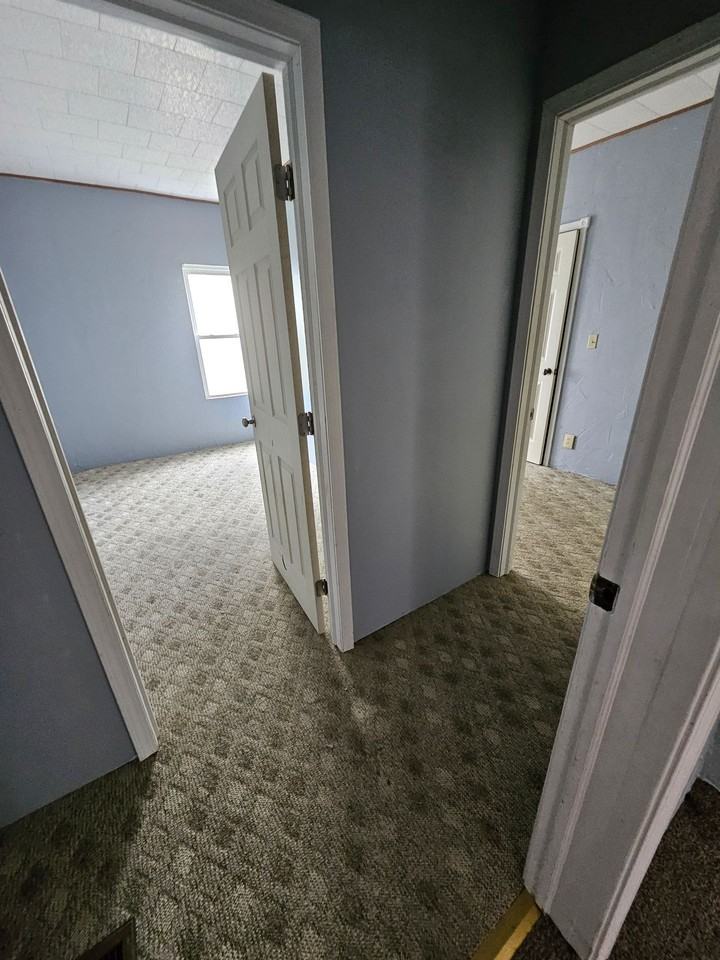 515 E 5th St - Photo 7 of 22