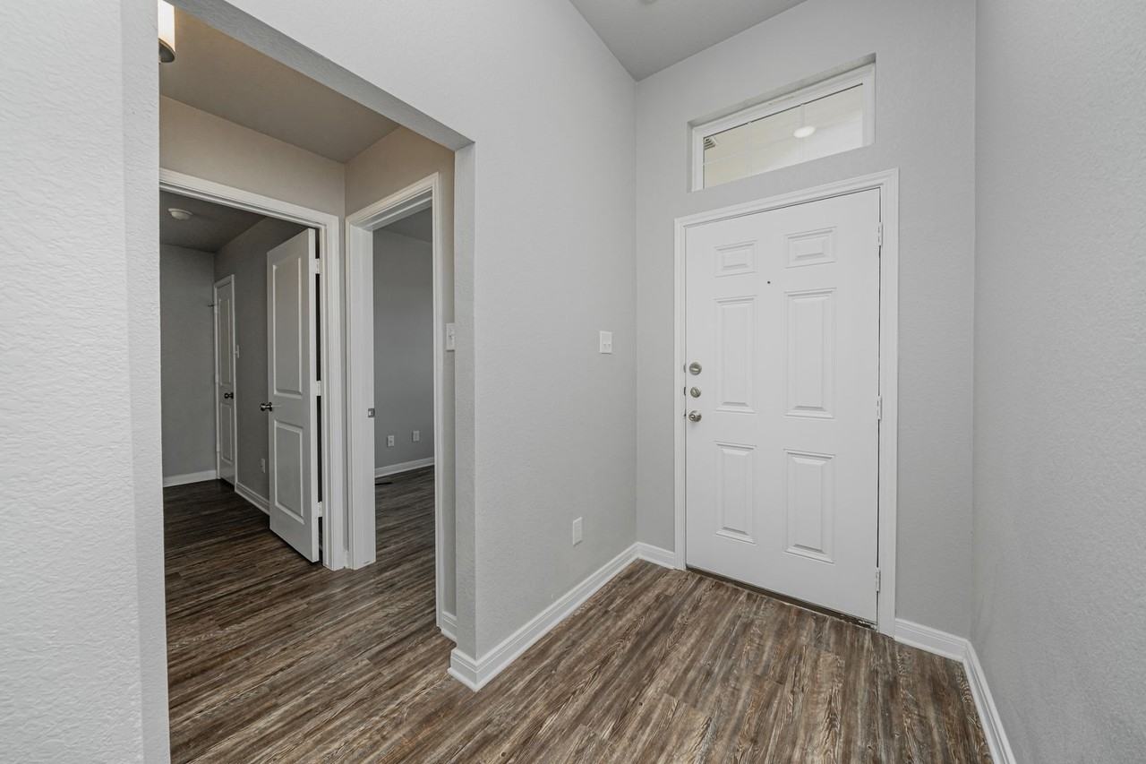 627 Fallbrook Drive - Photo 3 of 50