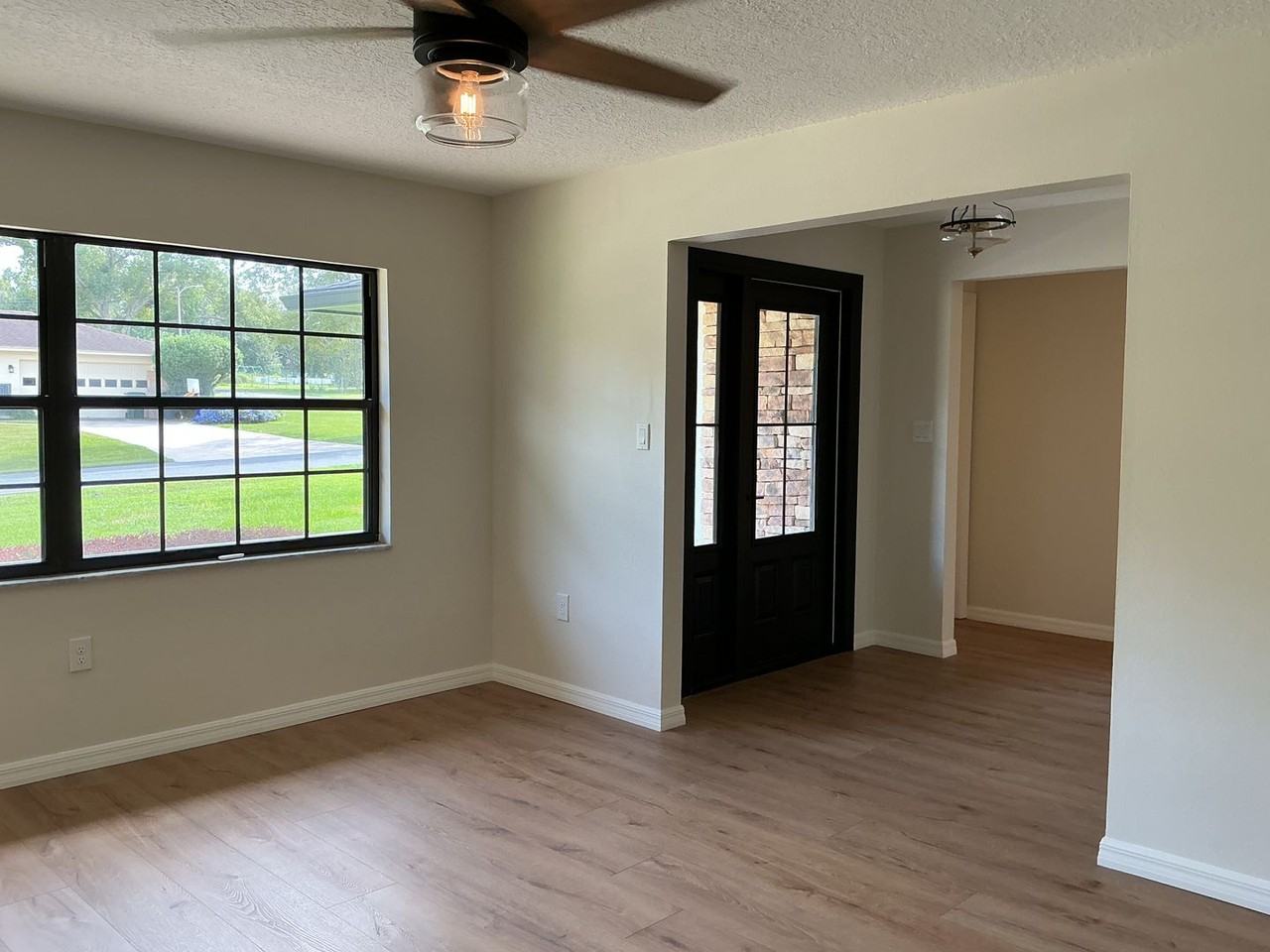 512 Poppell Dr - Photo 5 of 24