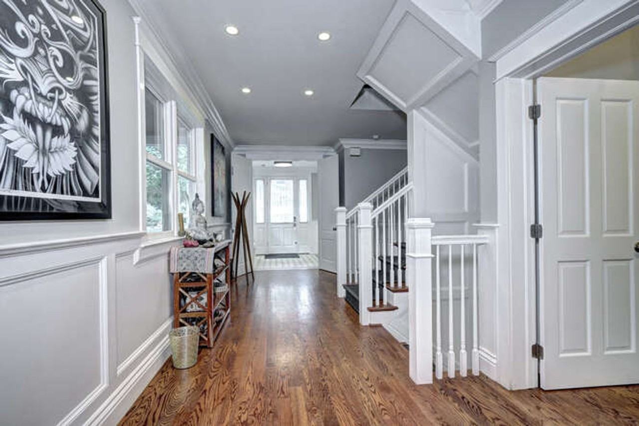 510 Hawthorn Ave - Photo 6 of 50