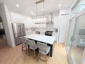 504 N Peoria St - Photo 1 of 1
