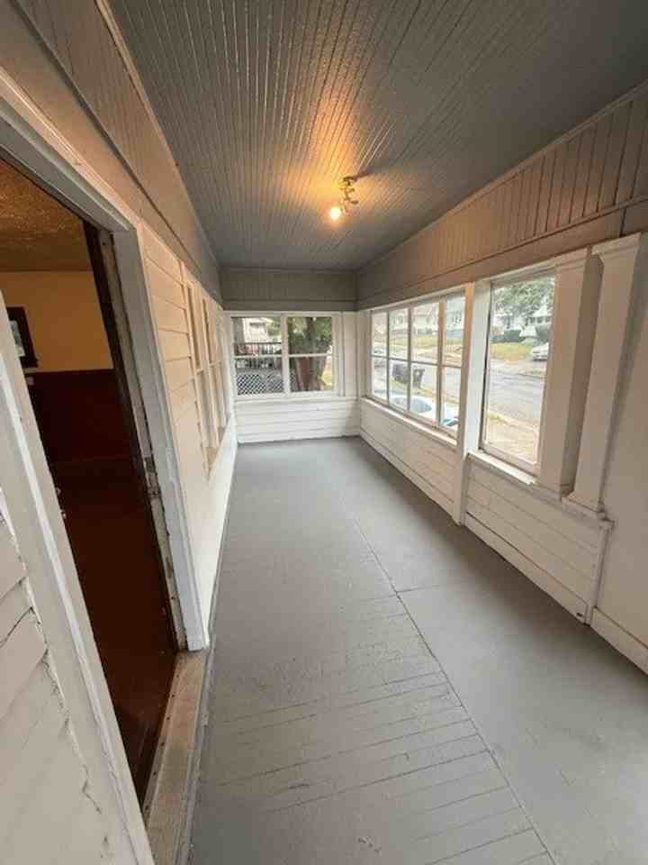 889 Fess Ave - Photo 2 of 17