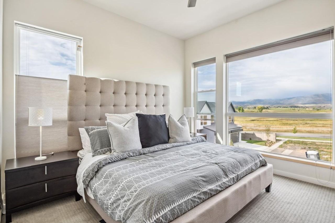 743 Kubat Ln #D - Photo 3 of 19