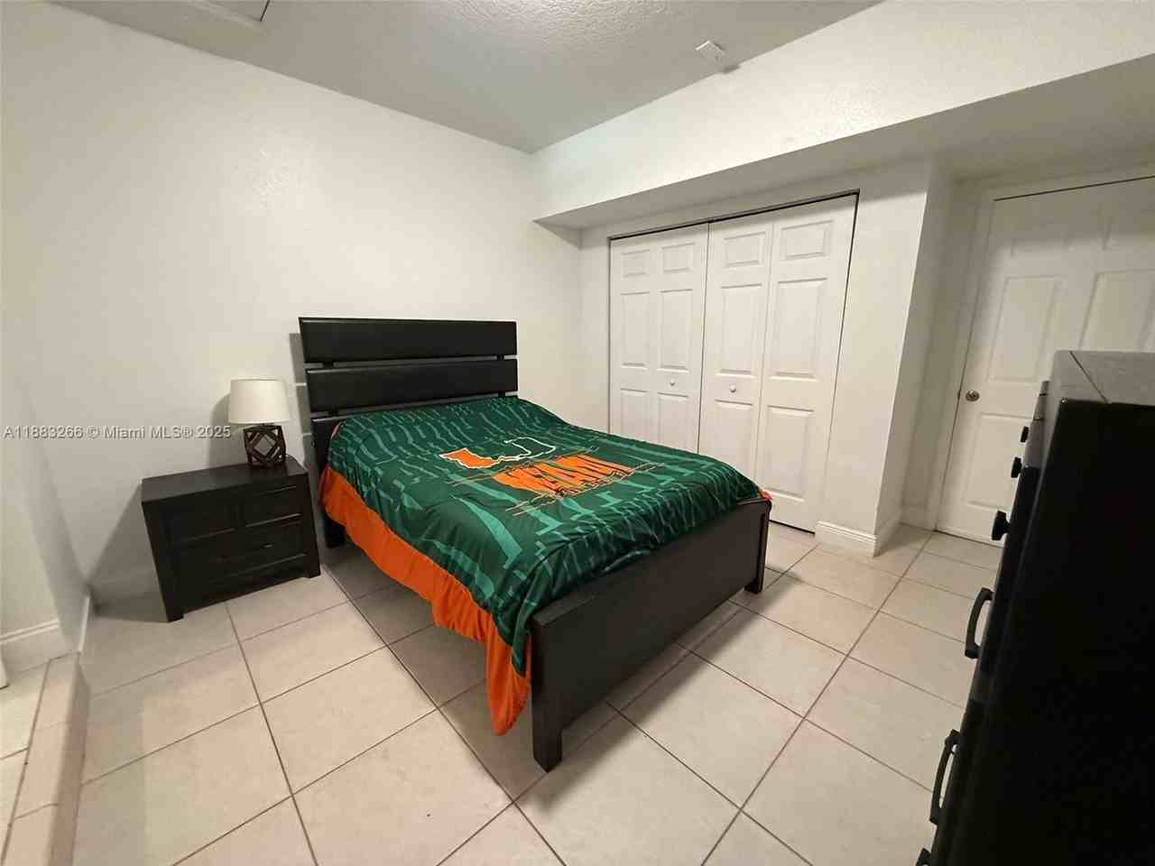 7065 Sw 164th Ct - Photo 6 of 11