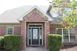 330 Windsor Dr - Photo 1 of 1