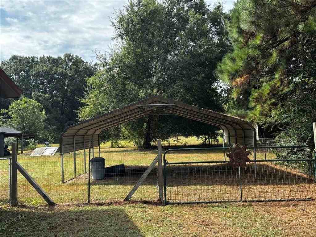 6 Treva Ln - Photo 3 of 14