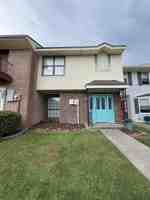 featured image of 209 N French Quarter Dr