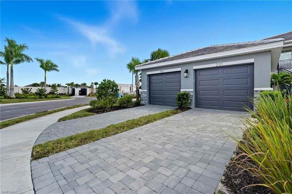 11861 Venetian Lagoon Dr - Photo 2 of 50