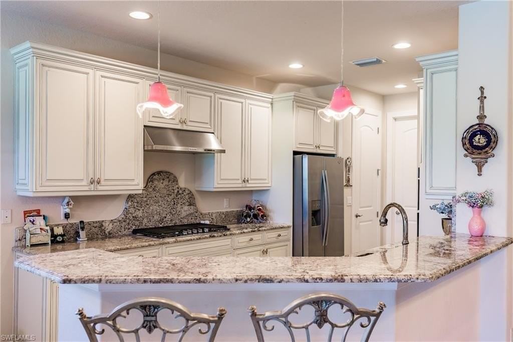 9917 Alhambra Lane - Photo 3 of 43